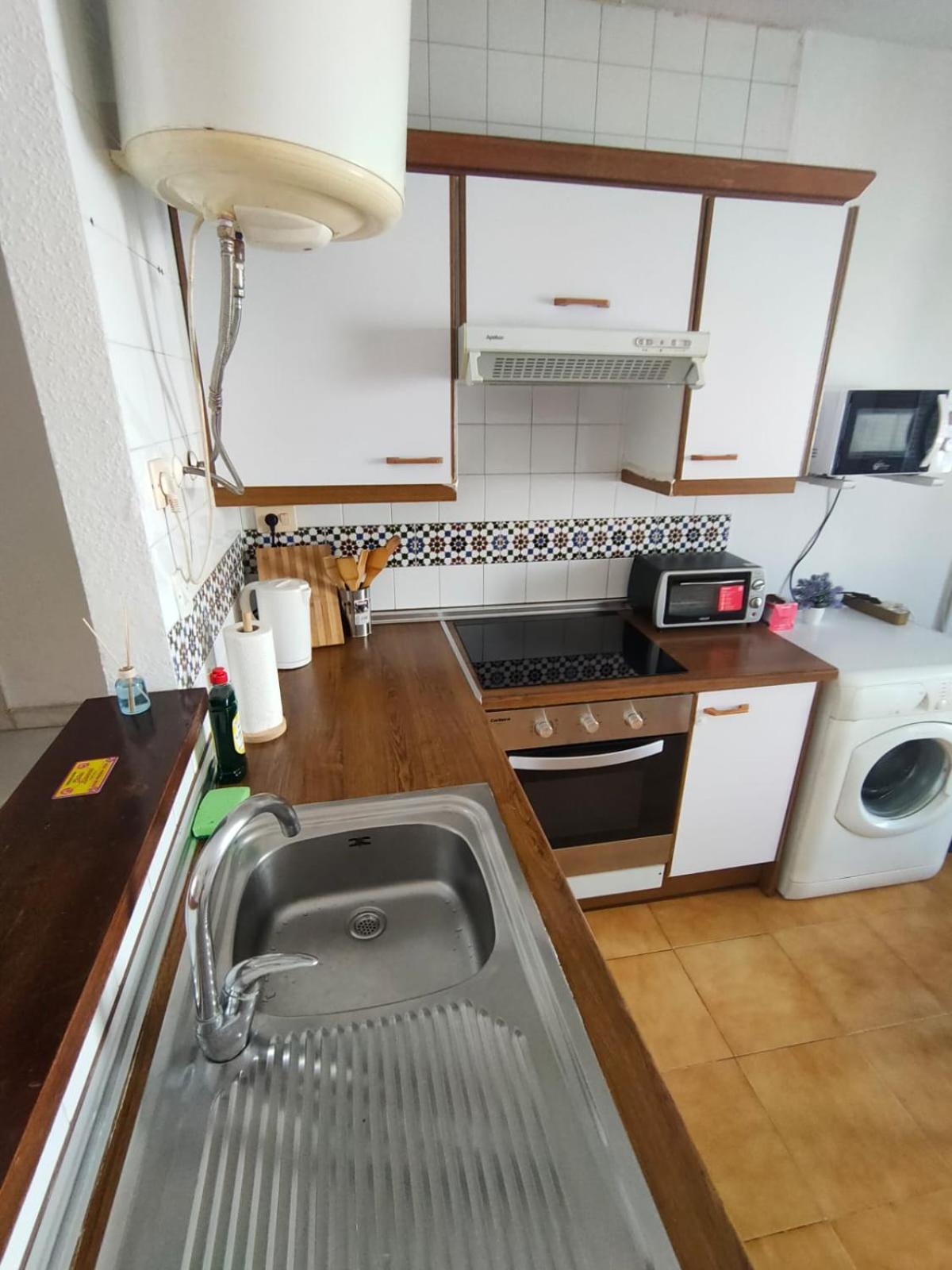 Apartment Los Locos Beach With Balcony And Wi-Fi Torrevieja Exterior photo