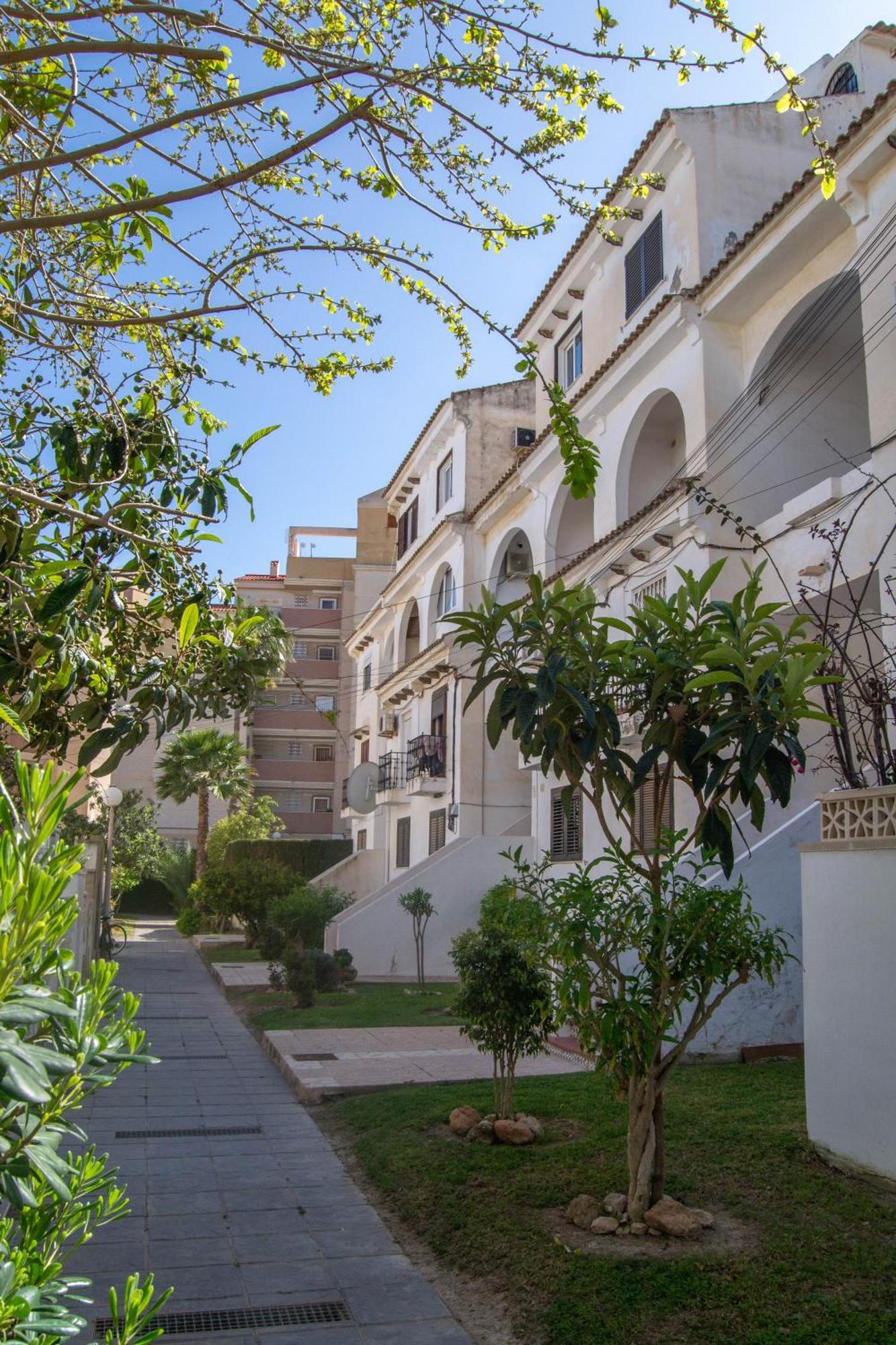 Apartment Los Locos Beach With Balcony And Wi-Fi Torrevieja Exterior photo