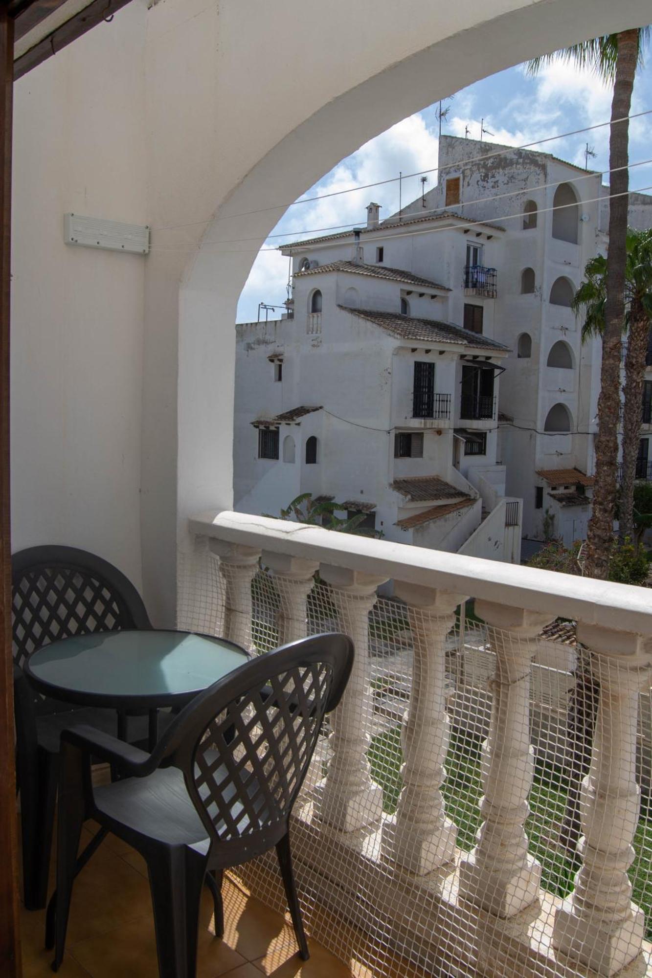 Apartment Los Locos Beach With Balcony And Wi-Fi Torrevieja Exterior photo