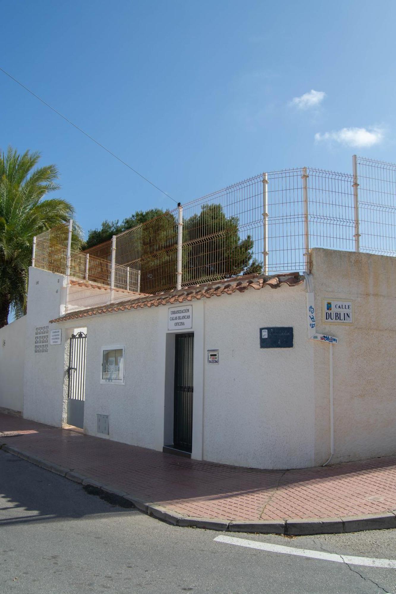 Apartment Los Locos Beach With Balcony And Wi-Fi Torrevieja Exterior photo